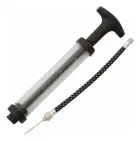 Bomba Penalty Sac Dupla Ação transparente com cabo preto, mangueira e agulha.