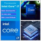 Processador Intel Core i7: caixa azul e chip prateado na placa-mãe