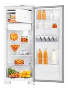 Geladeira Electrolux branca aberta, interior com prateleiras e gavetas cheias de alimentos