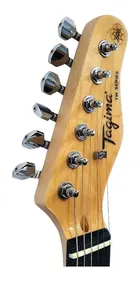 Headstock da guitarra elétrica Tagima TW Series TG-520 com tarraxas cromadas e logo.