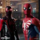 Spider-Man 2: Dois heróis em trajes, um preto e vermelho, outro vermelho, azul e branco.