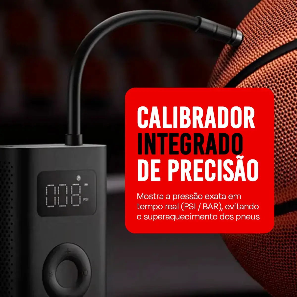 Compressor com lanterna LED frontal acesa para uso noturno