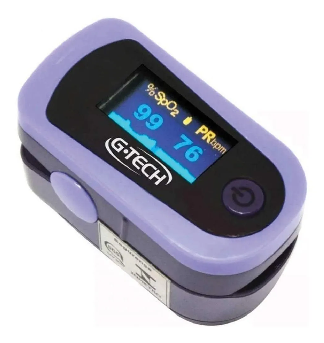 Oxímetro digital roxo G-tech com tela azul acesa exibindo 99 e 76.