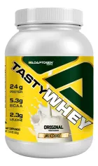 Pote branco de Tasty Whey com rótulo amarelo e verde, e salpicos de shake.