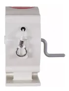 Varal De Parede Recolhível branco com manivela cinza, corda e anel metálico